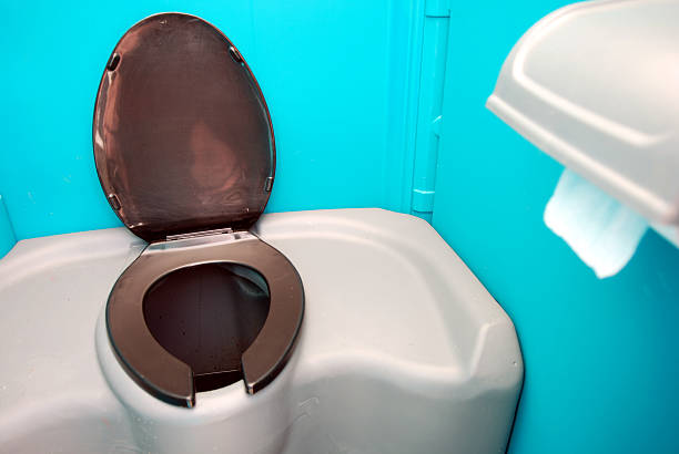 Portable Toilet Options We Offer in Nedrow, NY